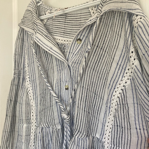 Free people flowy hooded shirt - Picture 2 of 4